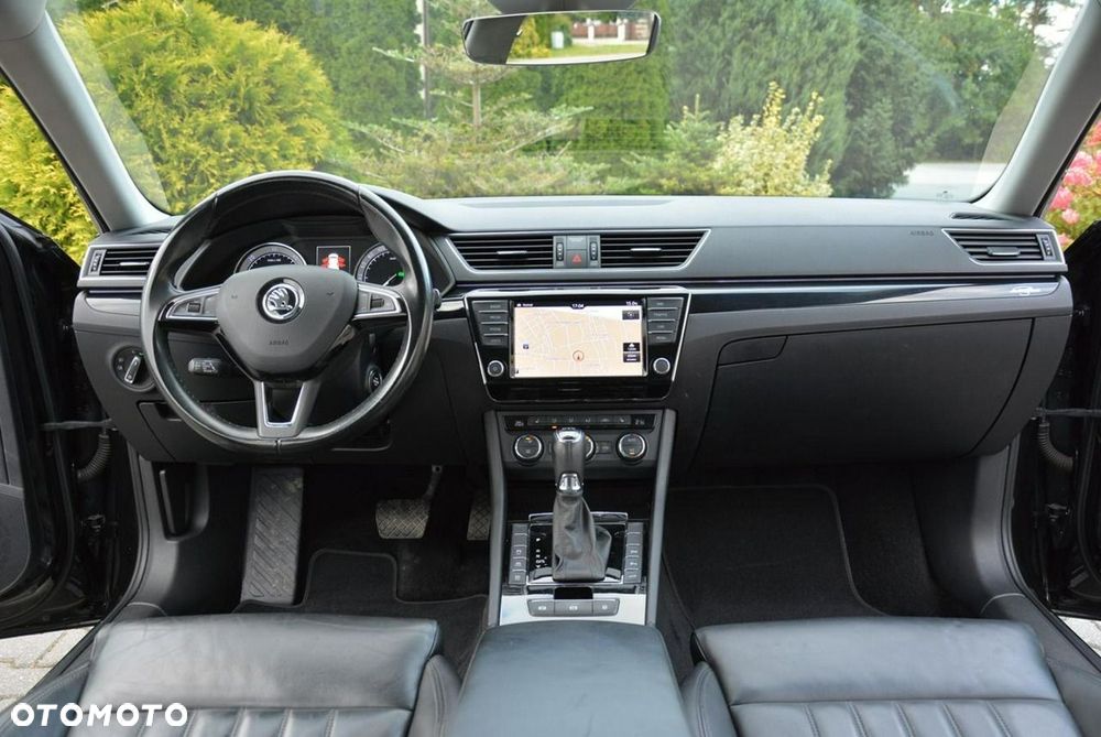 Skoda Superb 2.0 TDI 4x4 L&K DSG - 22