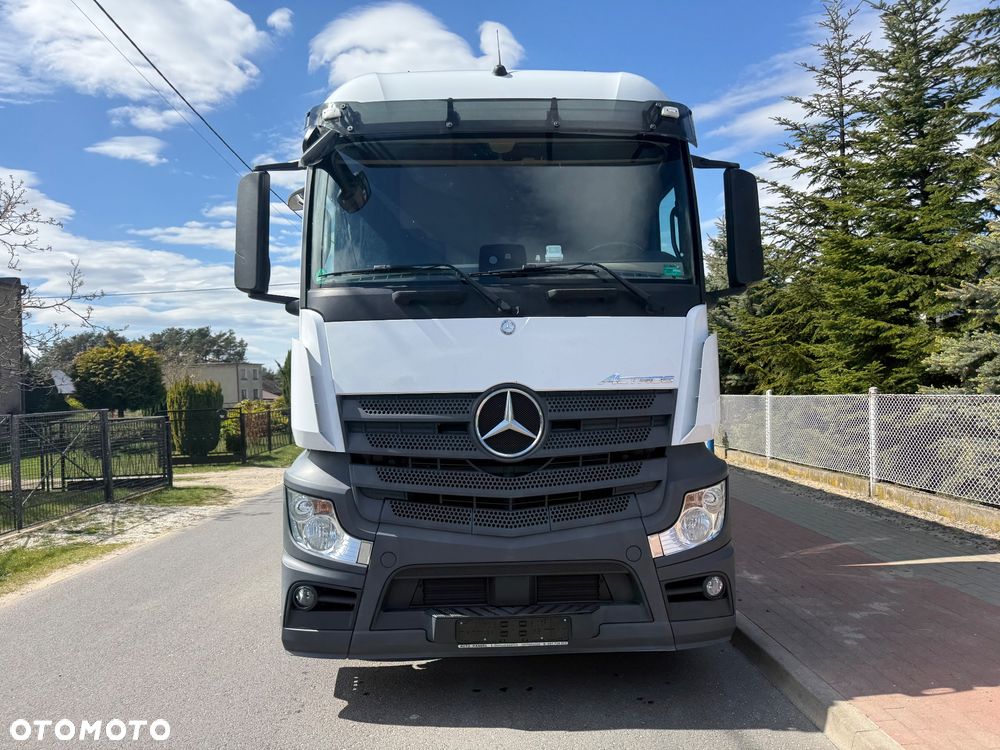 Mercedes-Benz Actros 1833 - 2