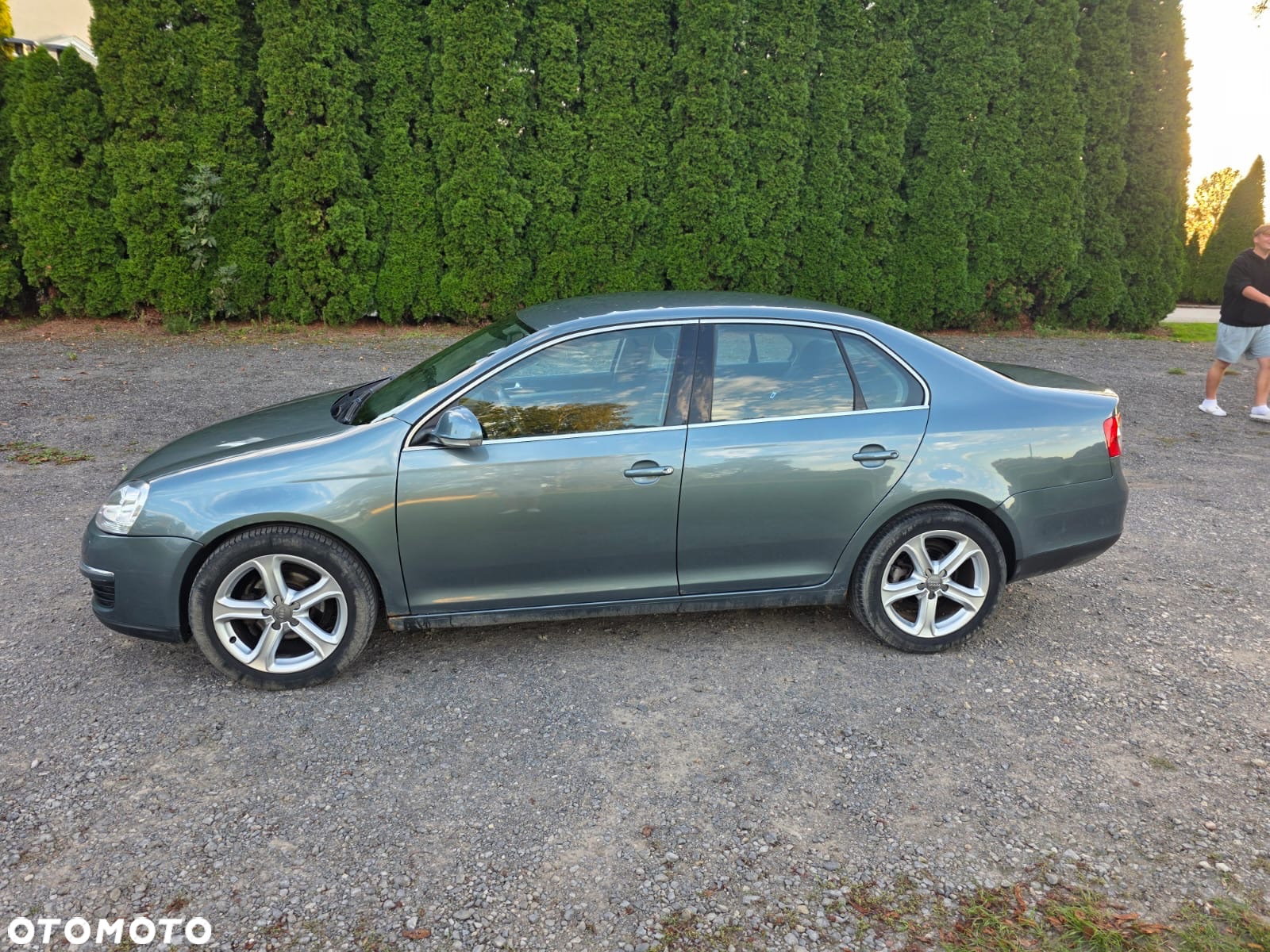 Volkswagen Jetta - 2