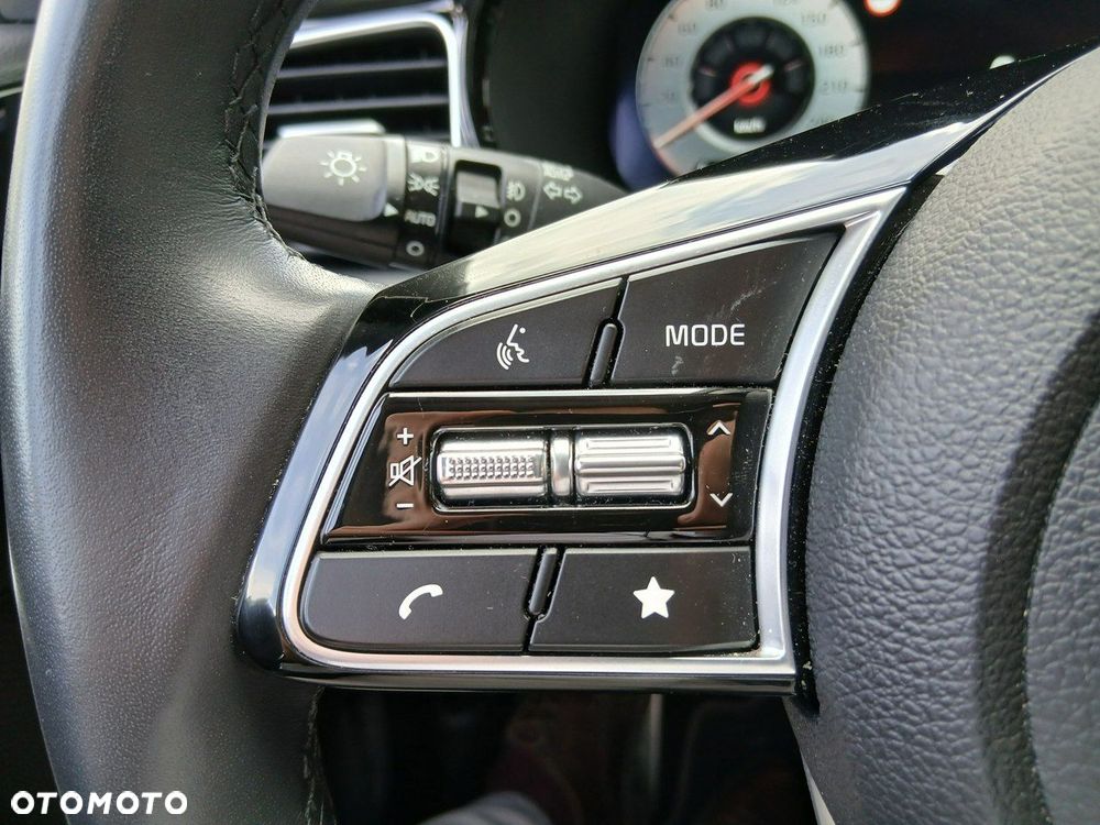 Kia Ceed - 36