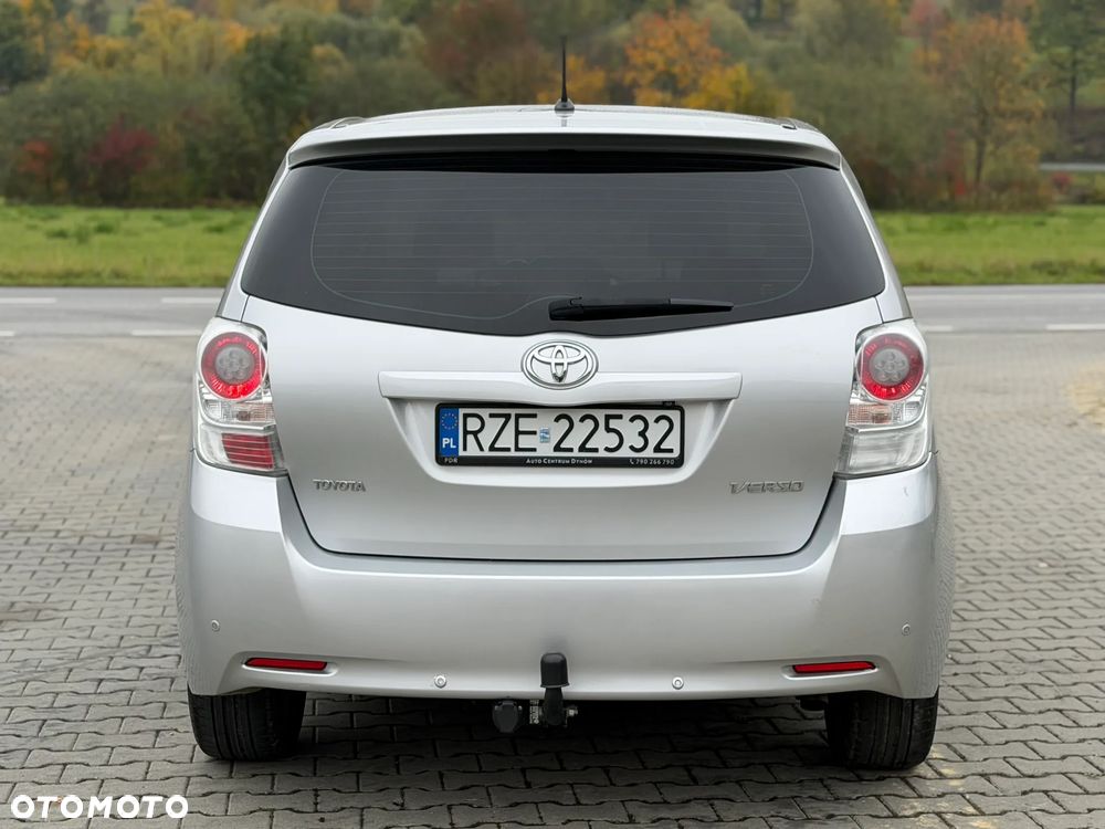 Toyota Verso 2013 photo 5