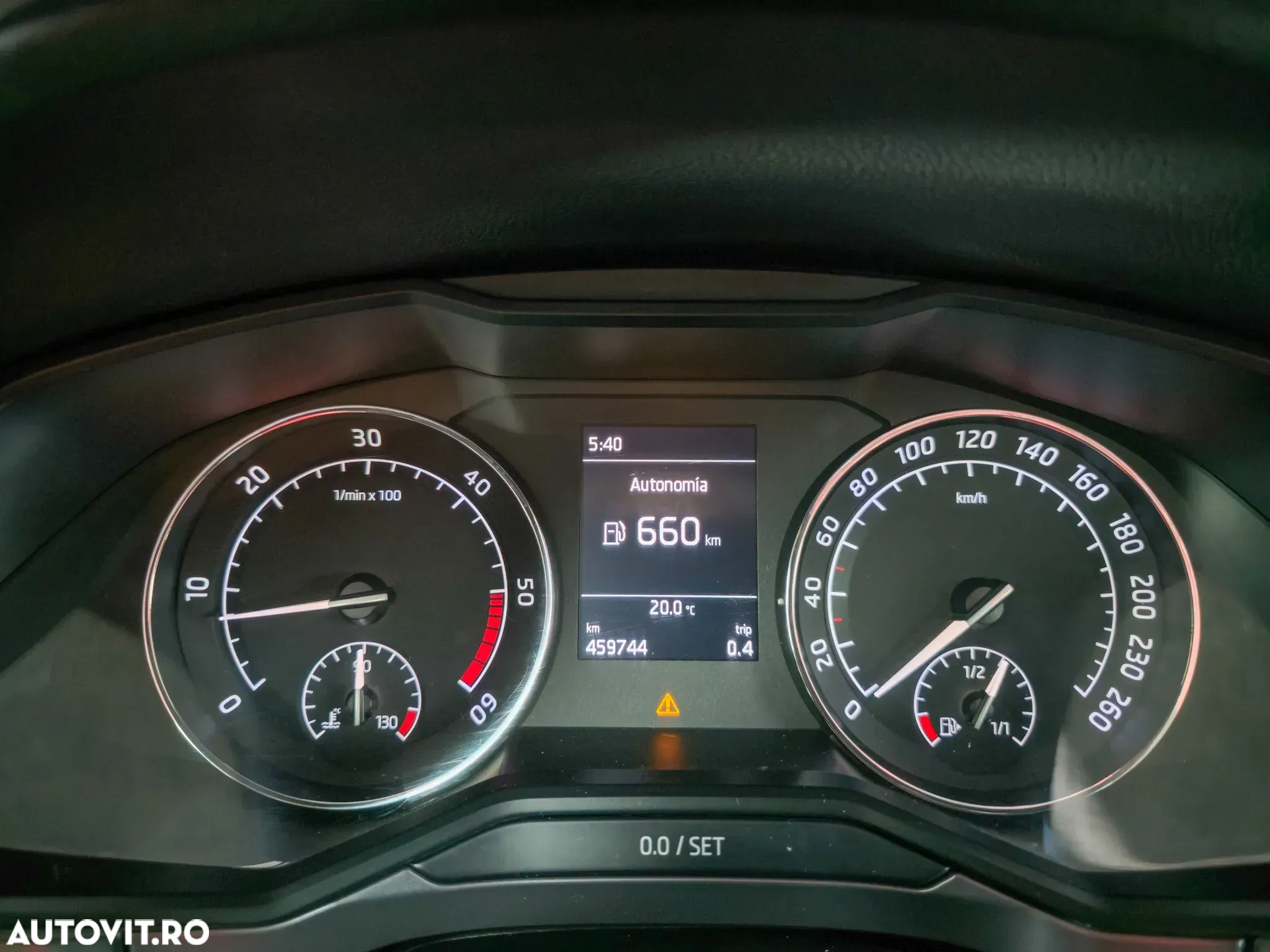 Skoda Superb 2.0 TDI Style - 9