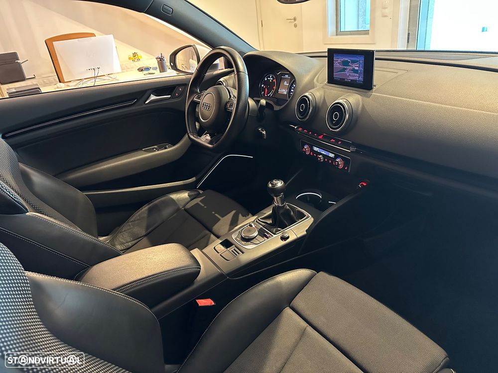 Audi A3 2.0 TDI S-line - 22
