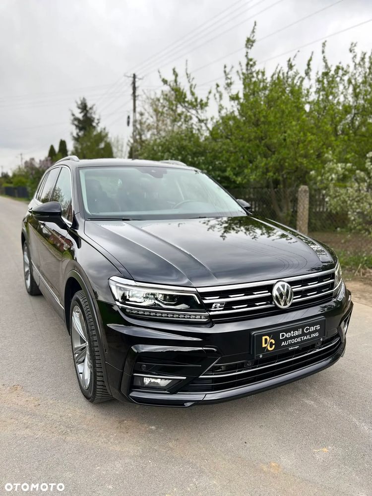Volkswagen Tiguan - 1