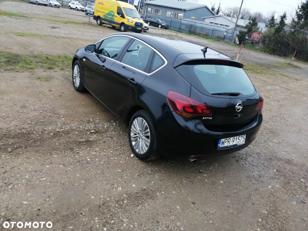 Opel Astra 1.4 T Cosmo - 8