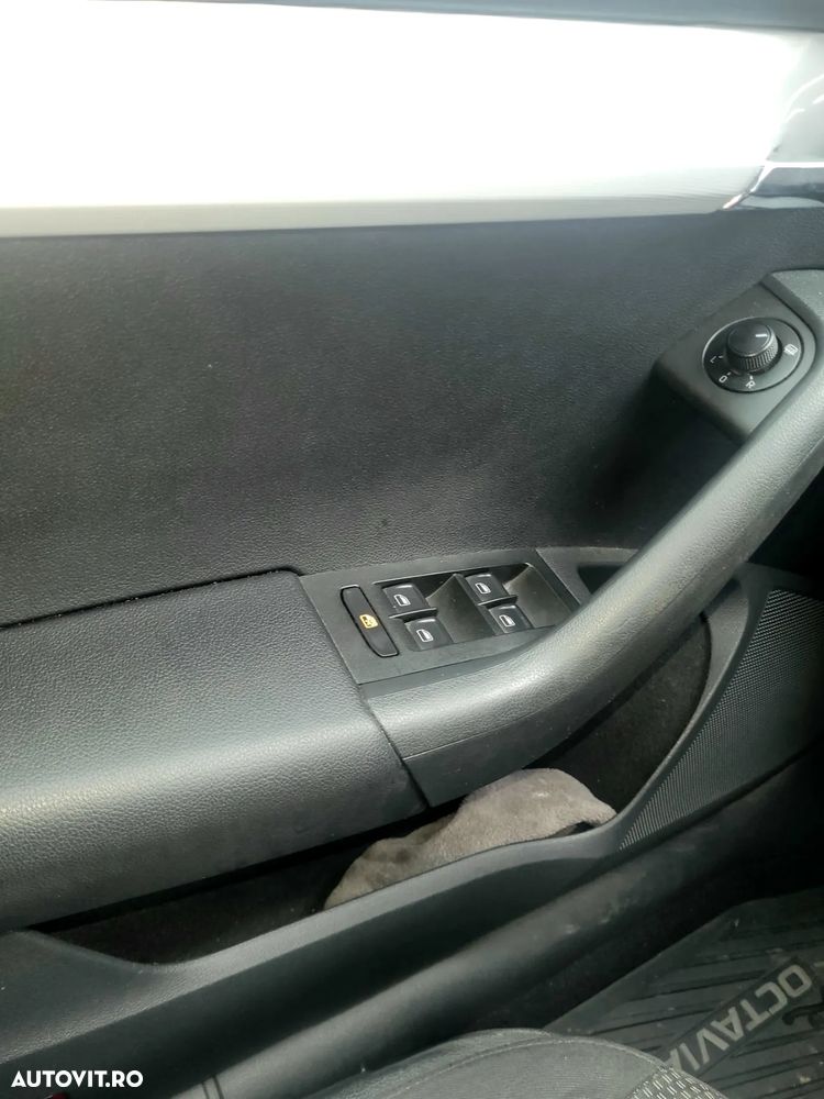 Skoda Octavia Combi 1.6 TDI (Green tec) Ambition - 12