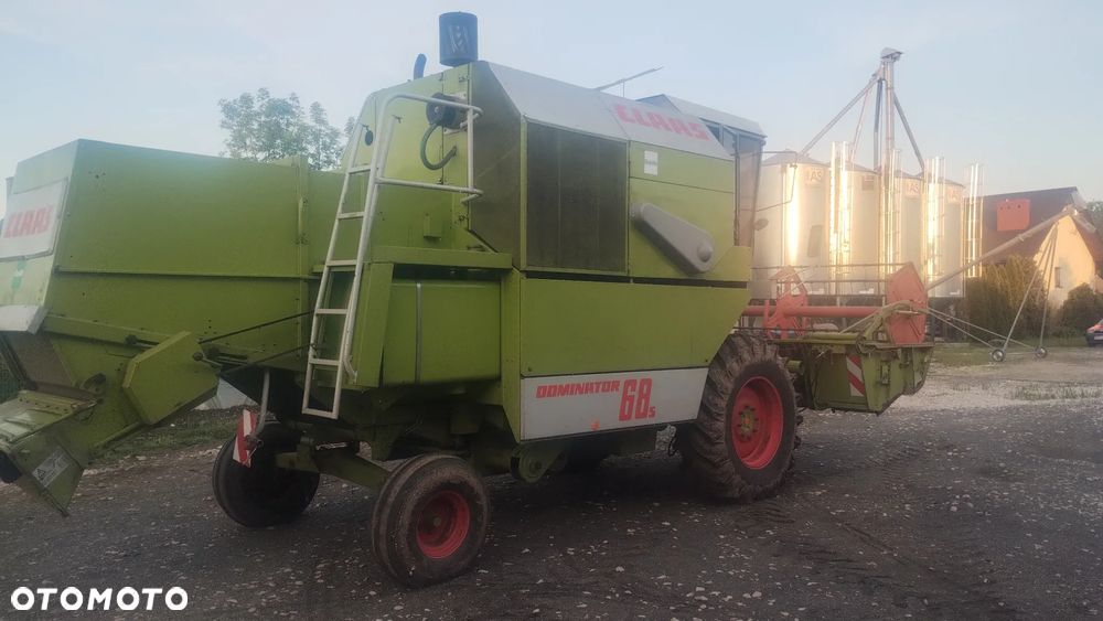 Claas Dominator 68 s - 2