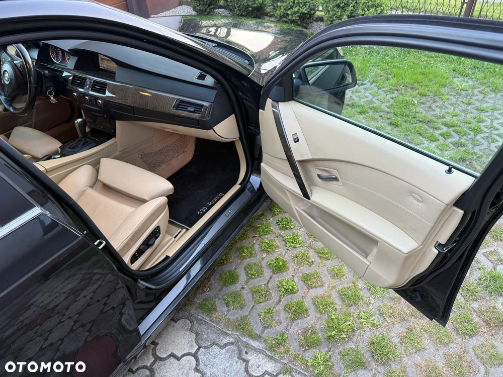 BMW Seria 5 530i - 16