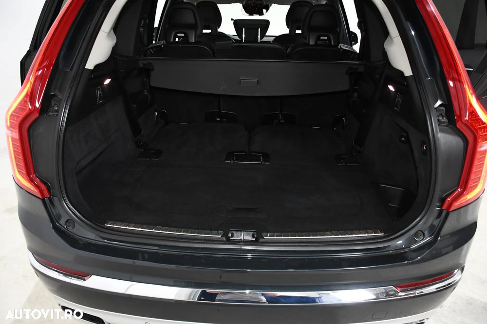 Volvo XC 90 D5 AWD Geartronic Inscription - 35