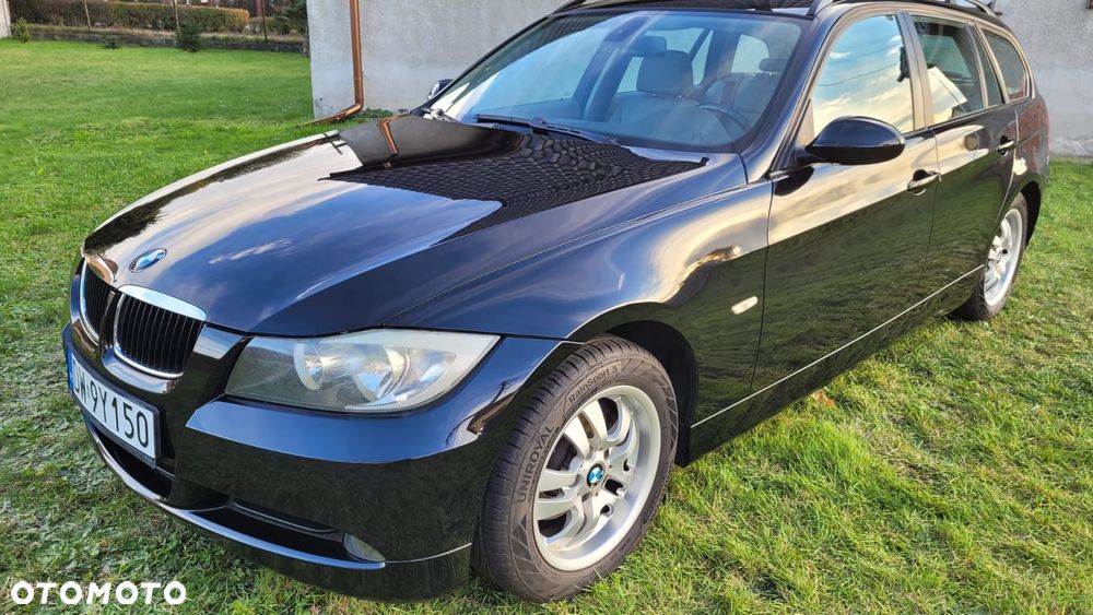 BMW Seria 3 318i - 1