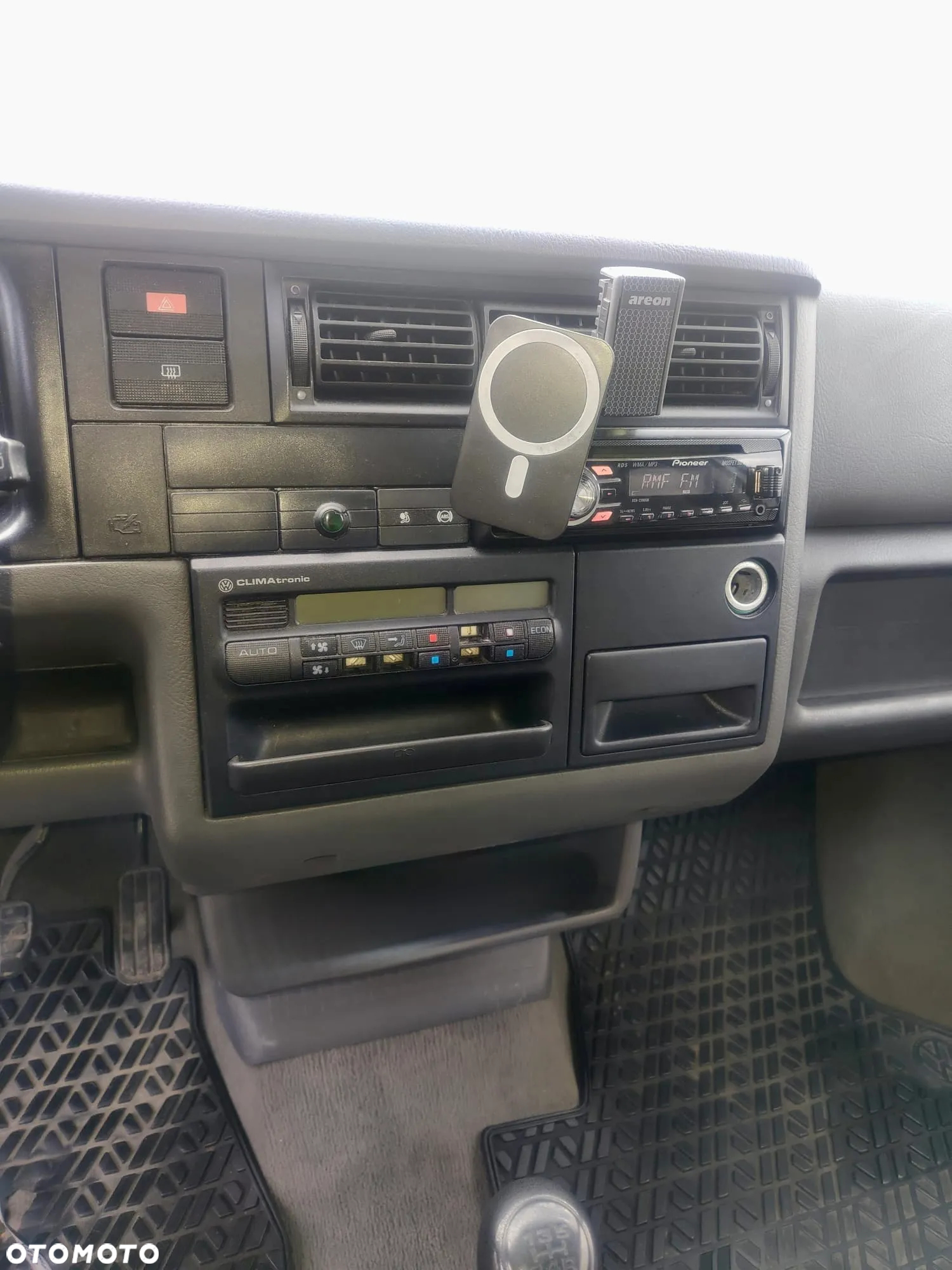 Volkswagen Multivan TDI - 11