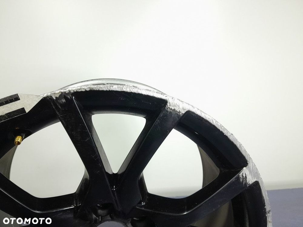 VW PASSAT B7 FELGA ALUMINIOWA R18 5X112 8.5JX18 ET 29 8T0601025E - 2