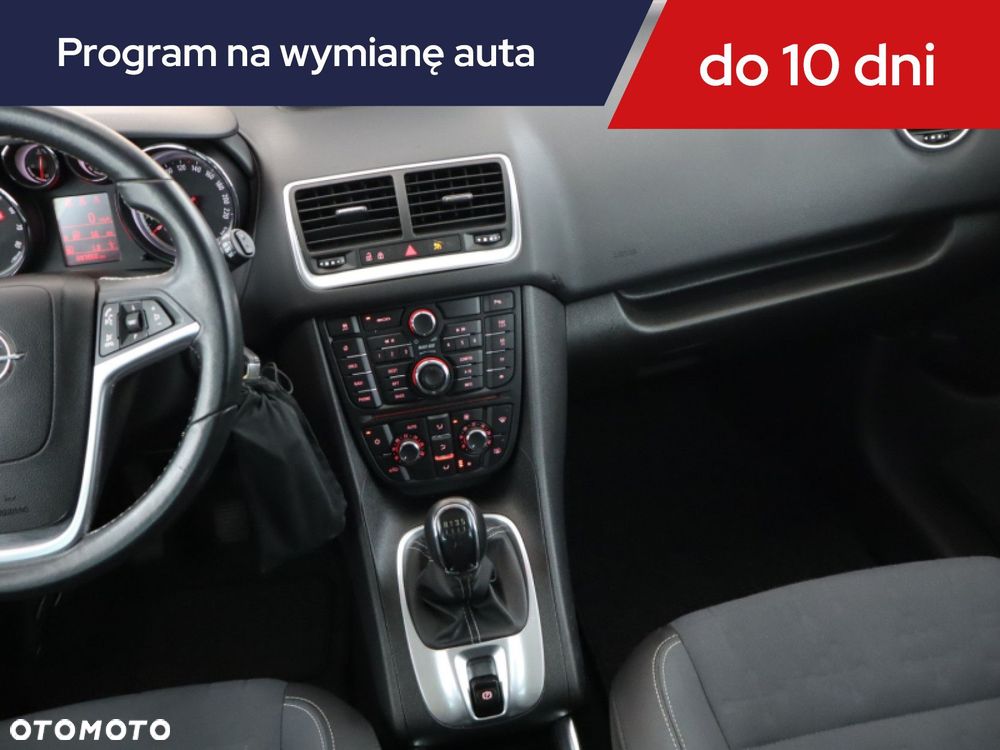 Opel Meriva - 10