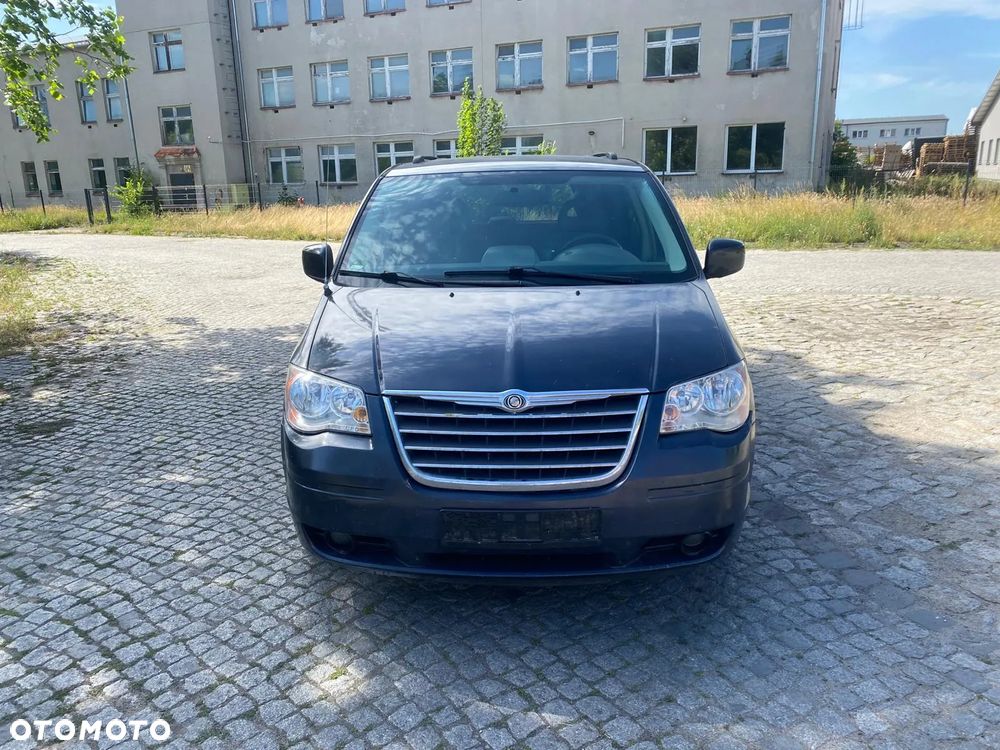 Chrysler Town & Country 3.8 - 7
