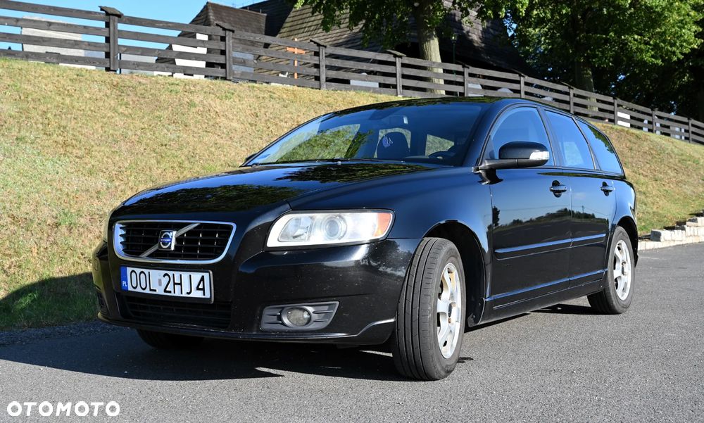 Volvo V50 1.6D DPF Momentum - 1