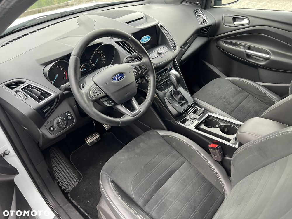 Ford Kuga 1.5 EcoBoost 4x4 ST-Line - 5