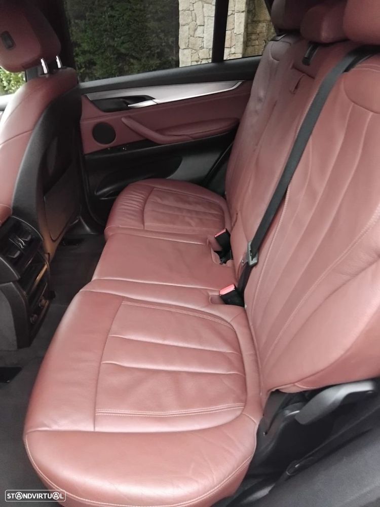 BMW X5 25 d sDrive Comfort 7L - 10