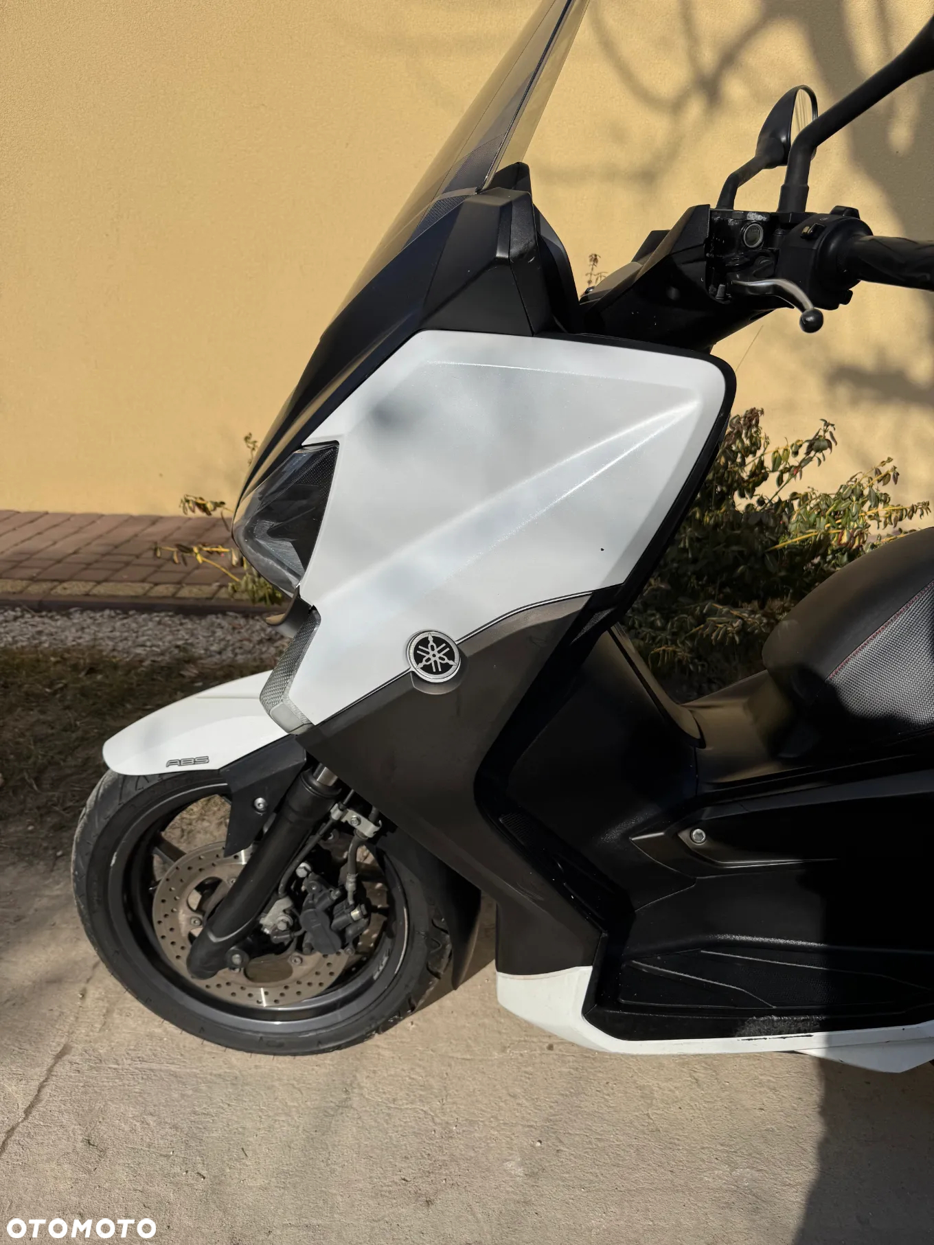 Yamaha X-max - 16