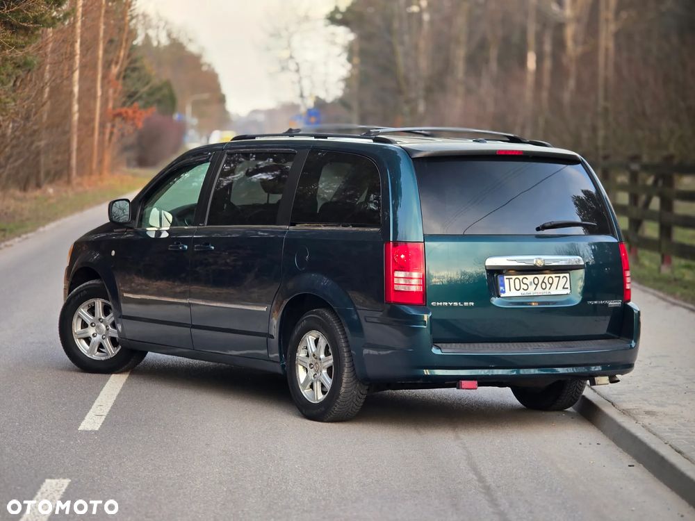 Chrysler Grand Voyager - 3