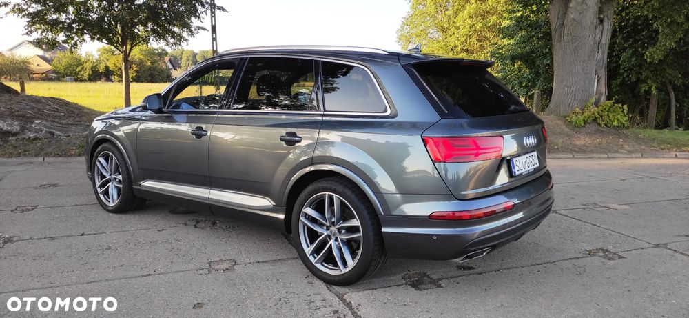 Audi Q7 - 5