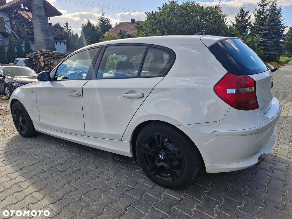 BMW Seria 1 116i - 5