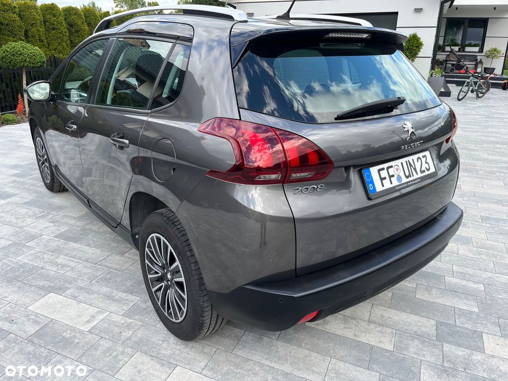 Peugeot 2008 1.2 Pure Tech Active - 4