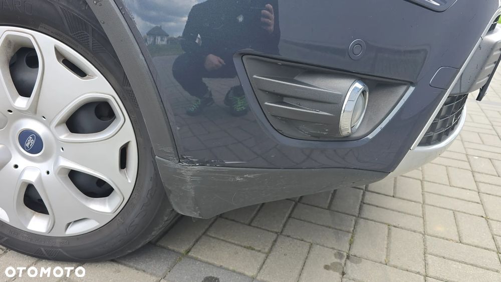 Ford Kuga 2.0 TDCi 4x4 Trend - 4