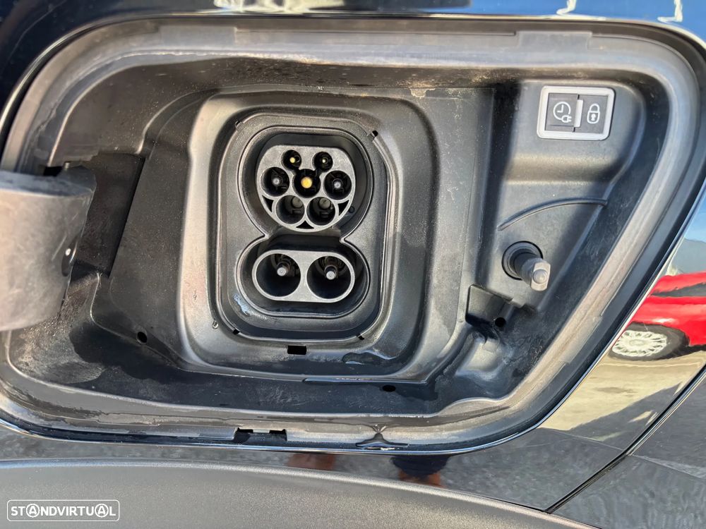 Peugeot e-2008 50 kWh Allure Pack - 27