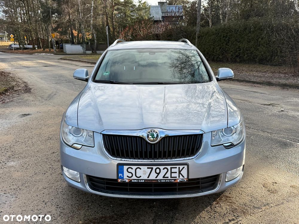 Skoda Superb 2.0 TDI Platinum - 29