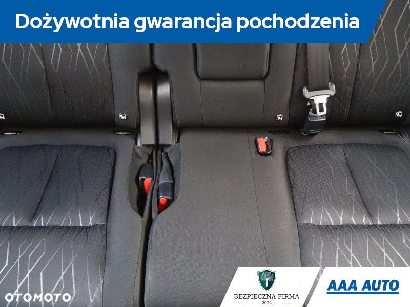 Mitsubishi Eclipse Cross - 12
