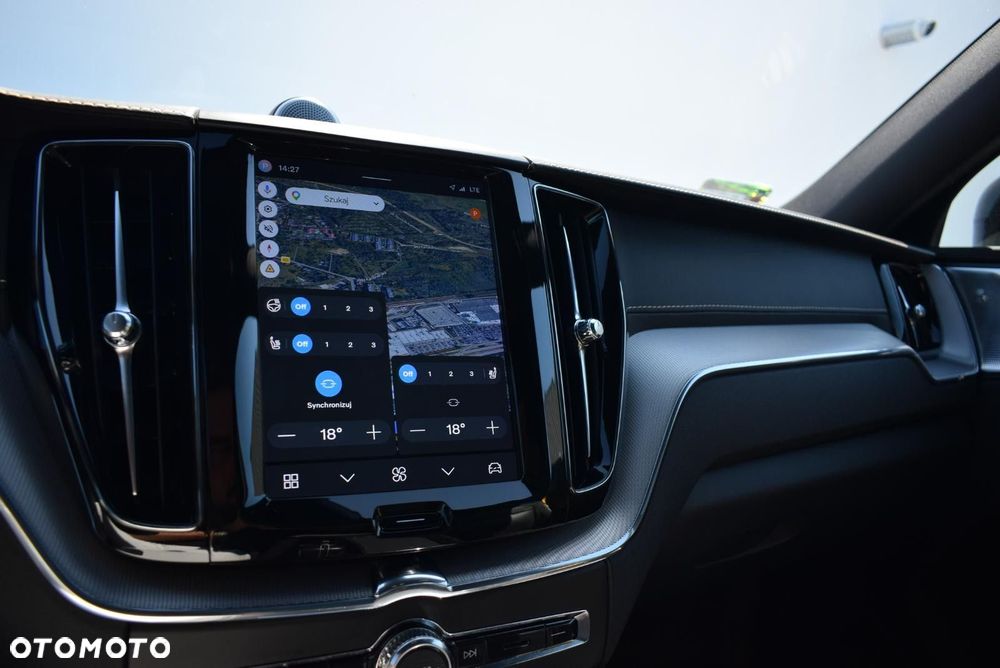 Volvo XC 60 - 25