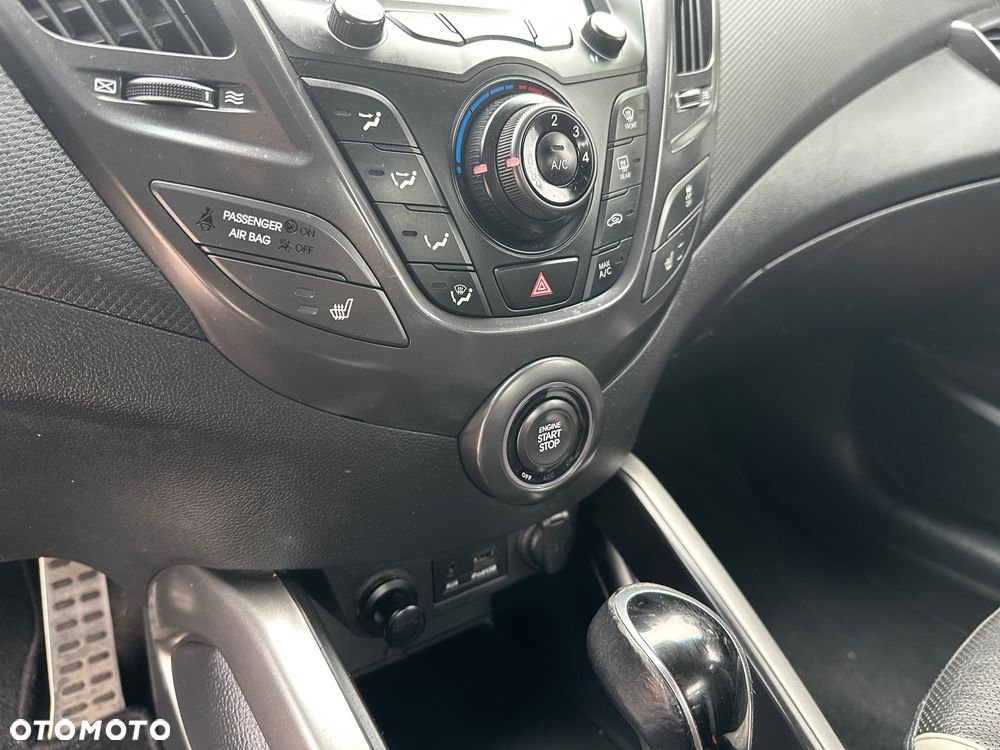 Hyundai Veloster 1.6 Turbo Automatik Premium - 33