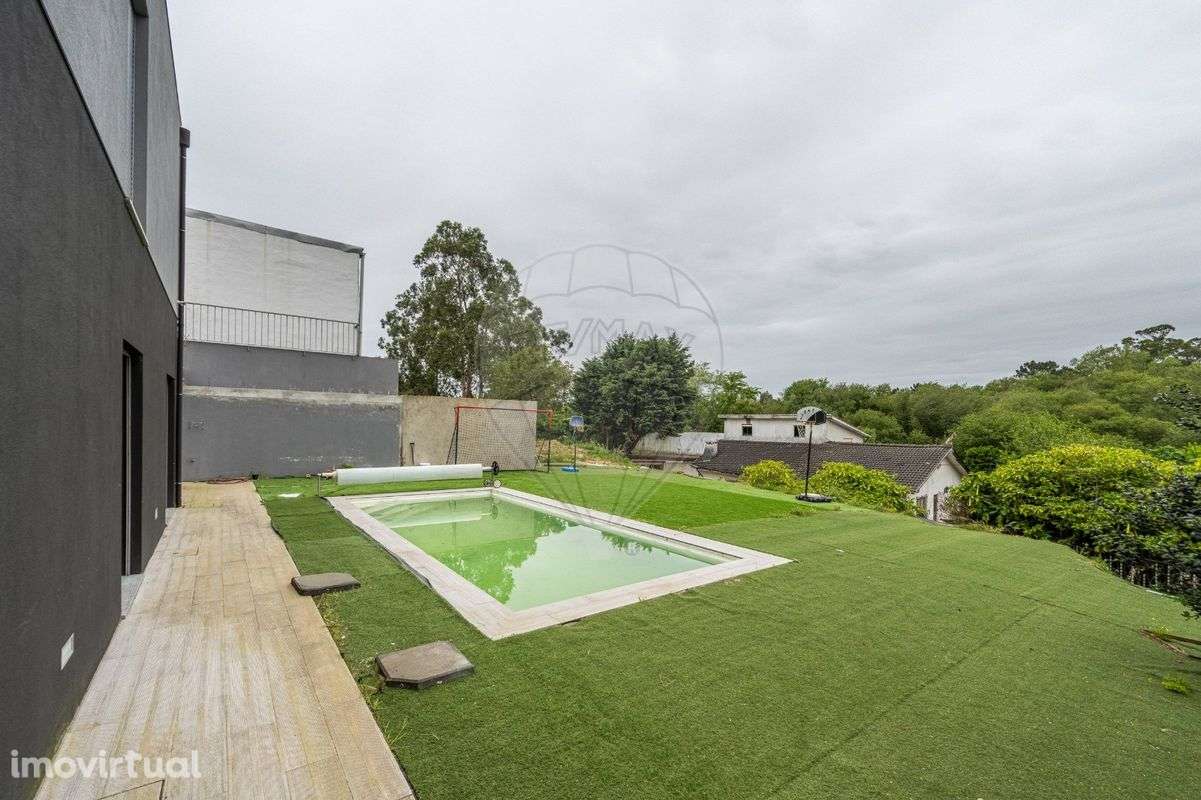 Moradia T4 para arrendamento - Grande imagem: 4/35