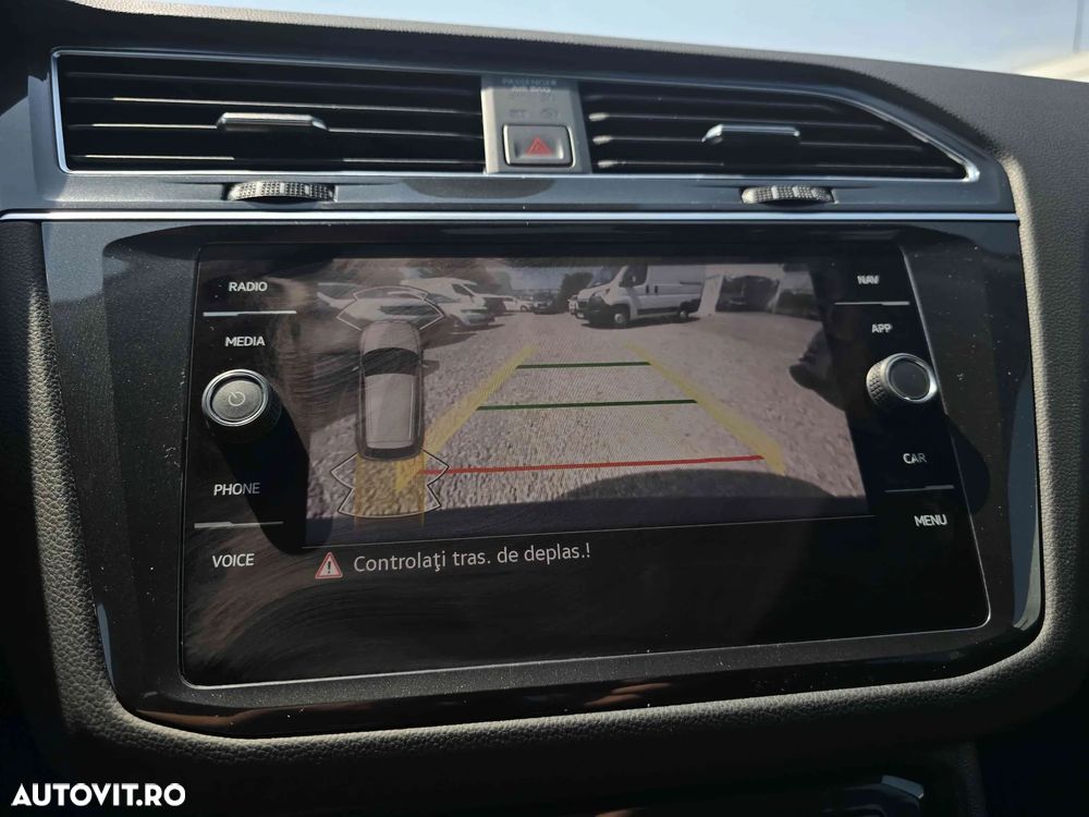 Volkswagen Tiguan - 18