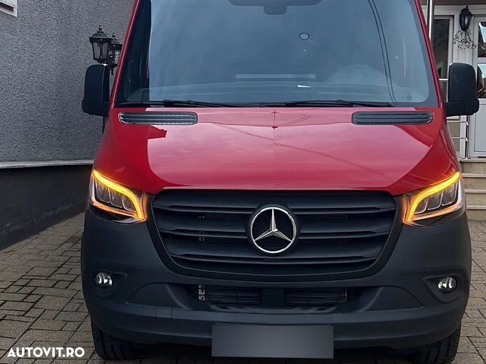 Mercedes-Benz Sprinter - 1