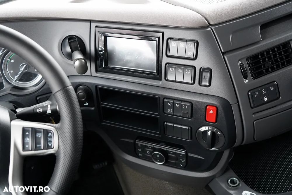 DAF XF 480 / COMBINAȚIE TANDEM / SSC / PUNTE RIDICATĂ / REMORCA WECON / SAF / - 32