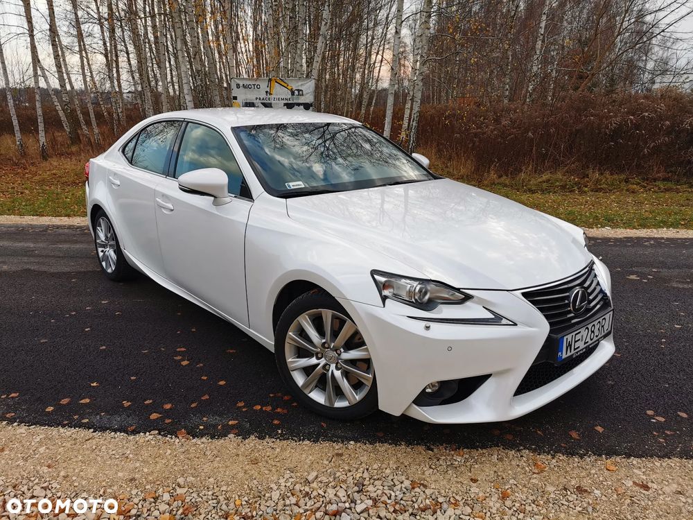 Lexus IS 200t Elite - 17
