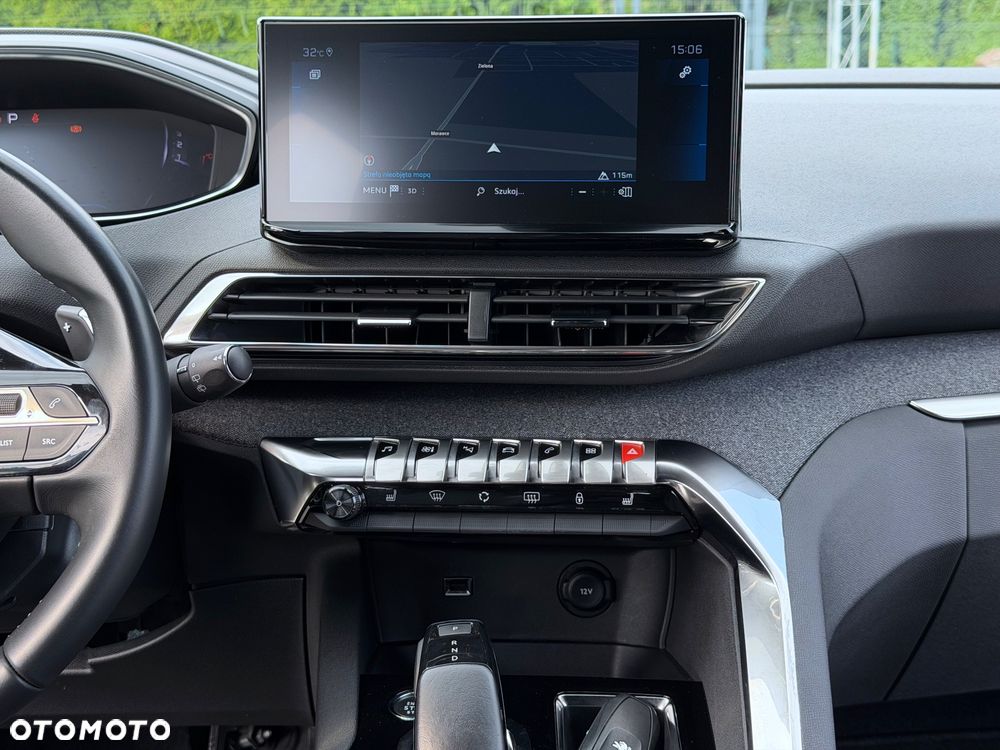 Peugeot 3008 BlueHDi 130 Stop & Start EAT8 Allure - 23