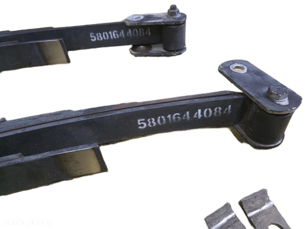 Resory Tylne Komplet Iveco Daily 14 Piór Z Mocowaniami 5801644084 - 5