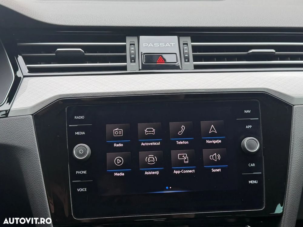 Volkswagen Passat 2.0 TDI DSG Comfortline - 19