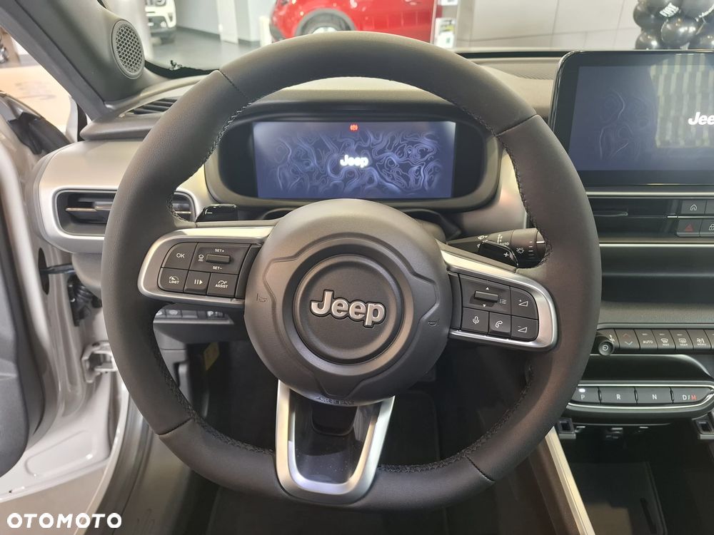 Jeep Avenger 1.2 T3 mHEV Summit FWD eDCT6 - 8