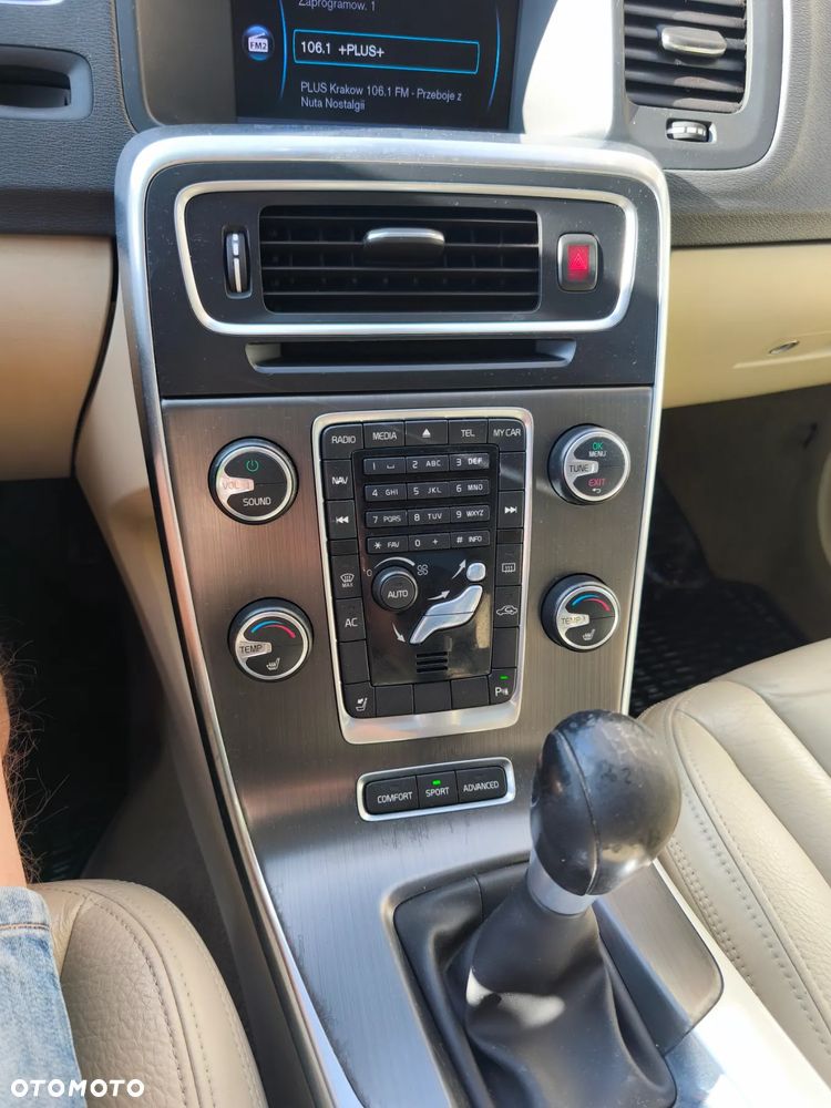 Volvo S60 T5 Summum - 16