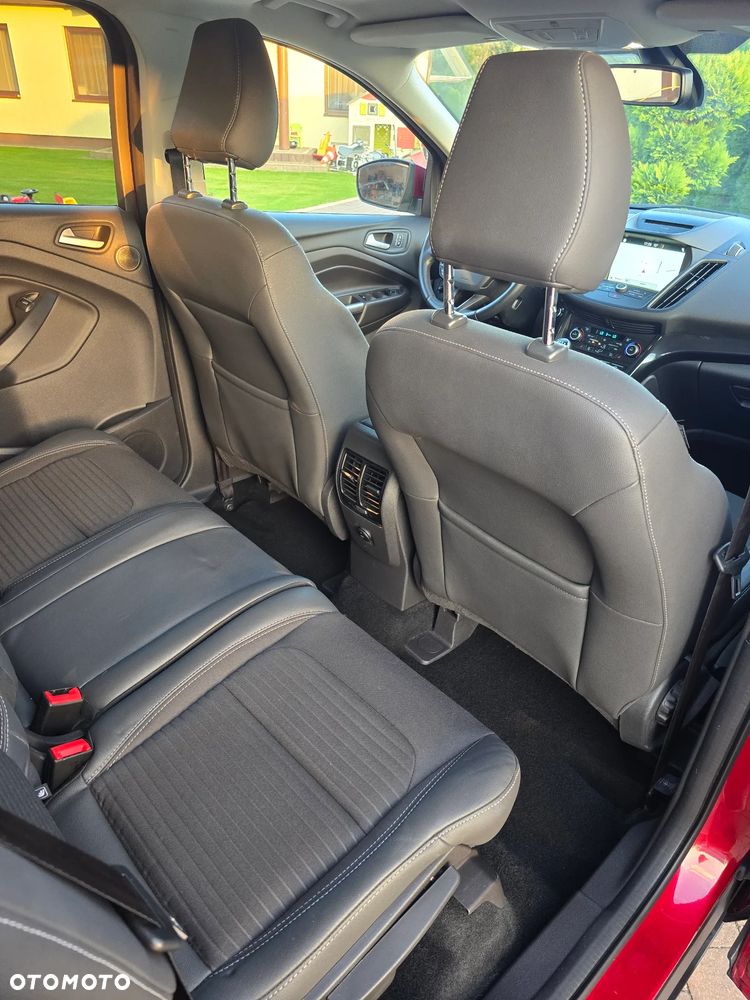 Ford Kuga 1.5 EcoBoost TITANIUM X - 13