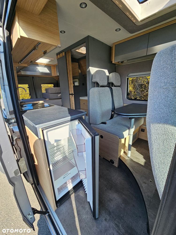 Possl TRENTA 600 165KM HAK  MAX doposażony kampervan - 10