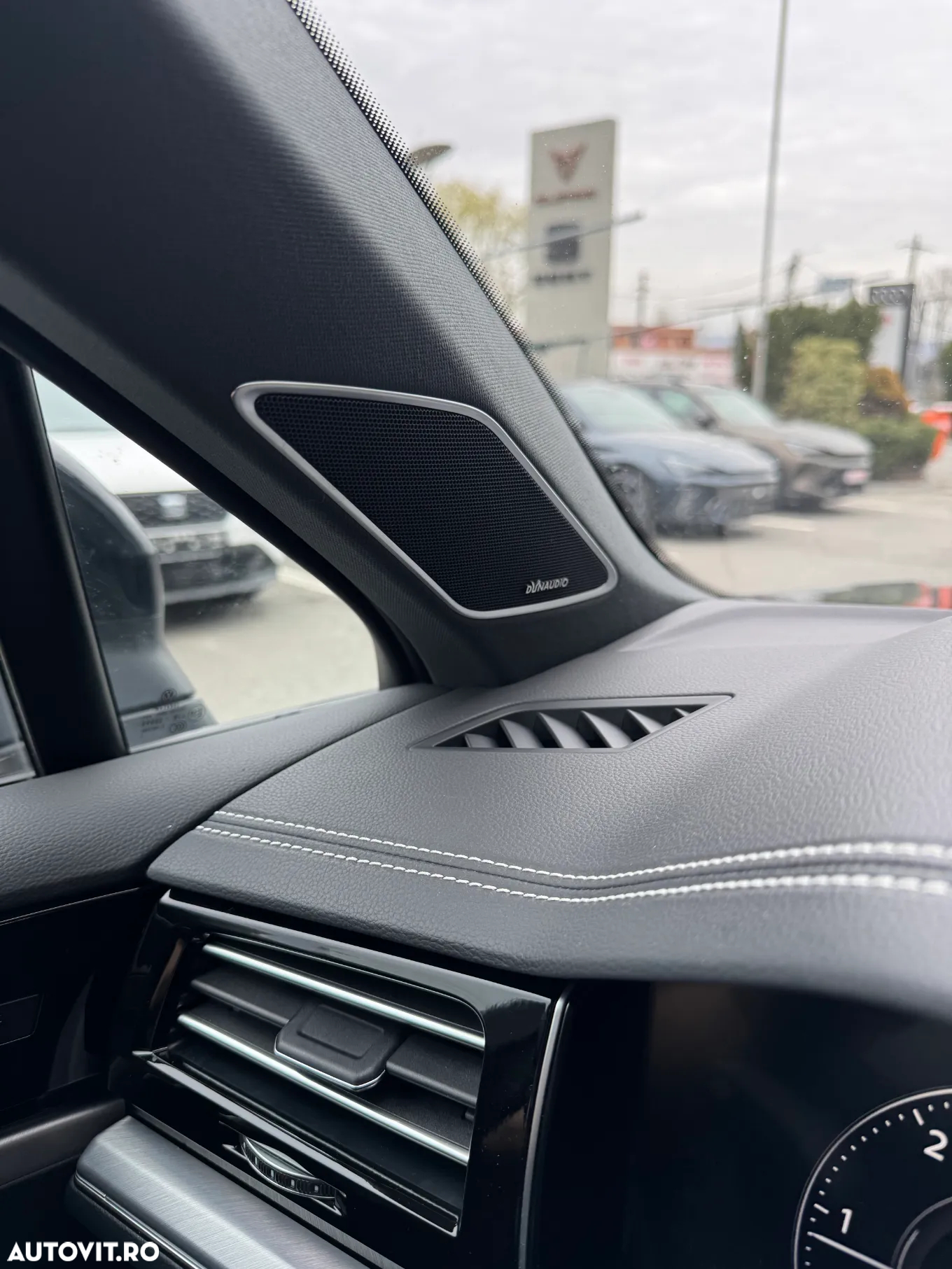 Volkswagen Touareg 3.0 V6 TDI 4Motion DPF Automatik R-Line - 21
