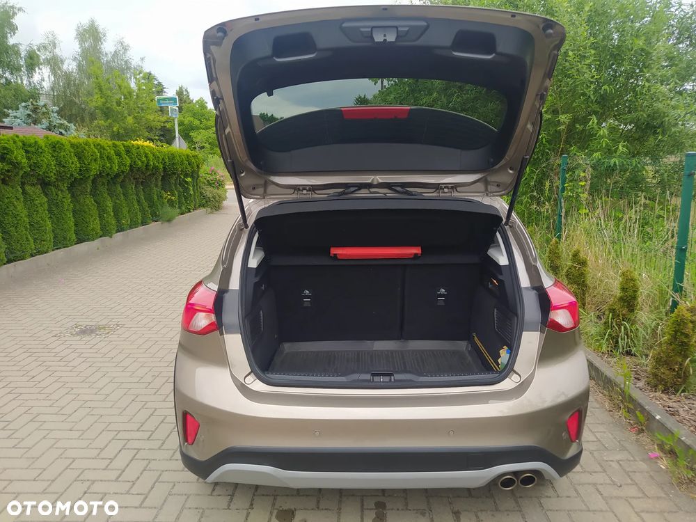 Ford Focus 1.0 EcoBoost Active - 6