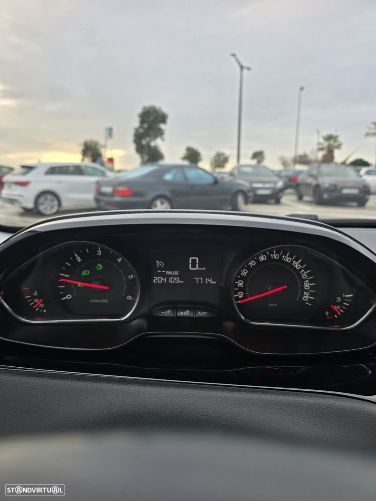Peugeot 208 1.4 HDi - 7