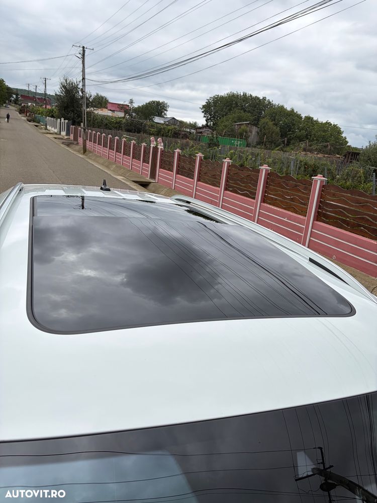 Volkswagen Tiguan - 8