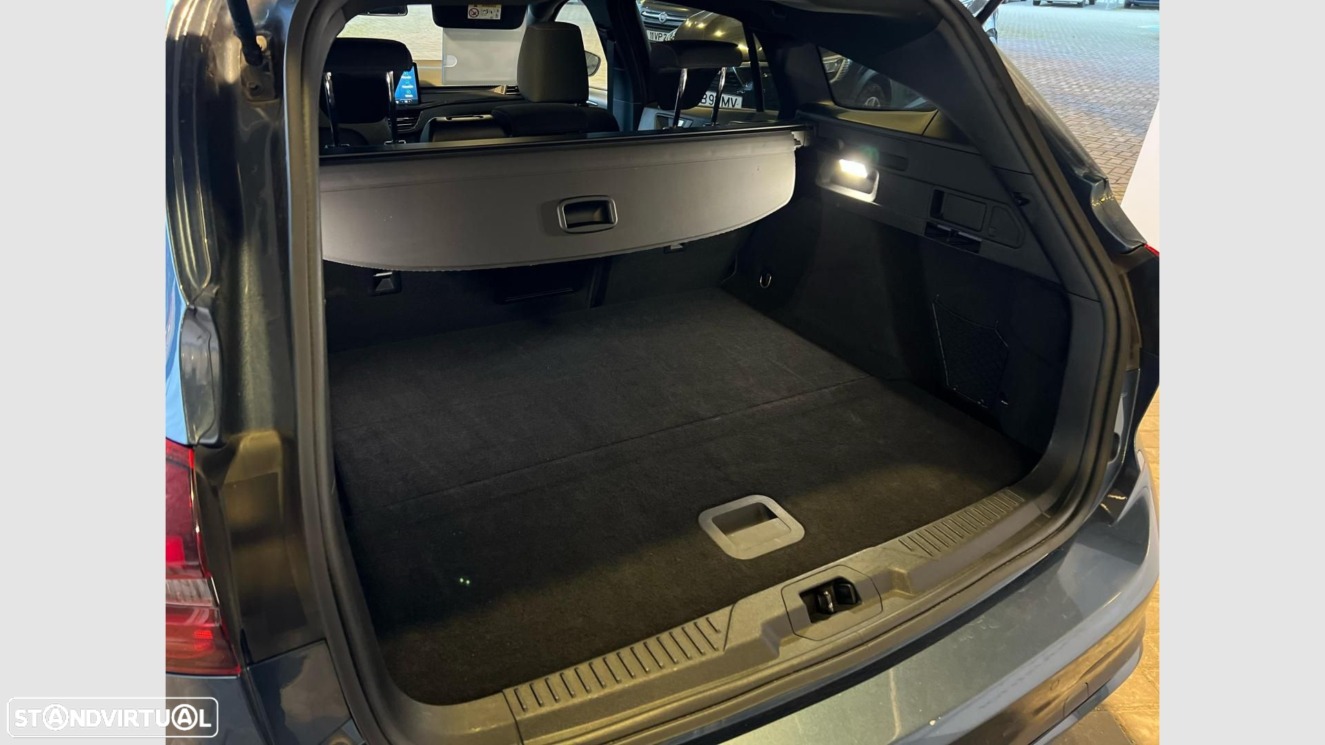 Ford Focus SW 1.0 EcoBoost MHEV ST-Line - 12