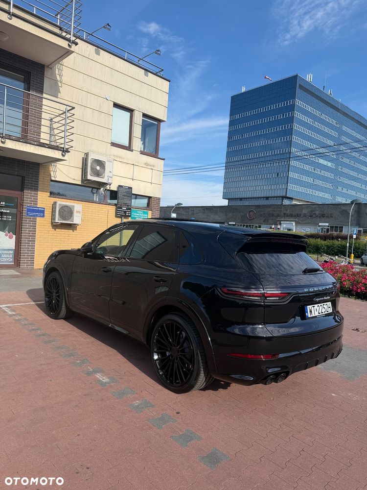 Porsche Cayenne 2019 photo 2